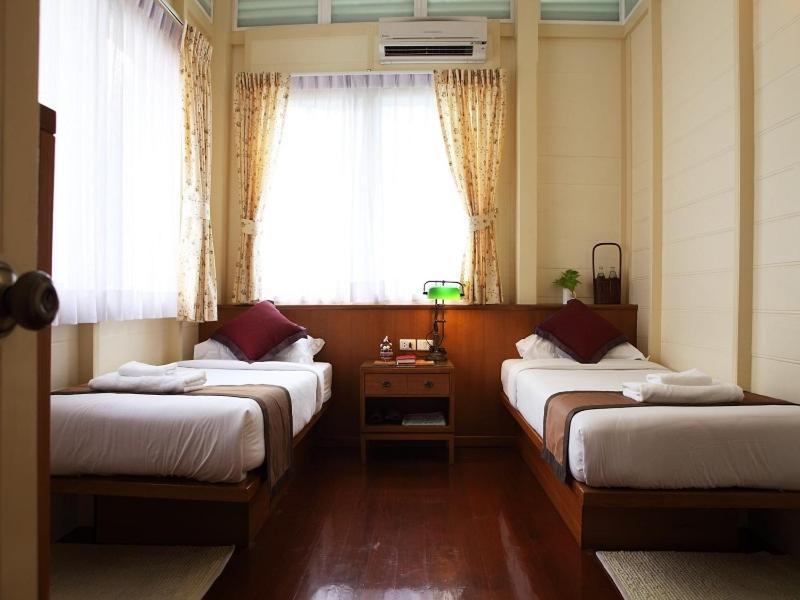 Hostel Baan Dinso Bangkok Zewnętrze zdjęcie