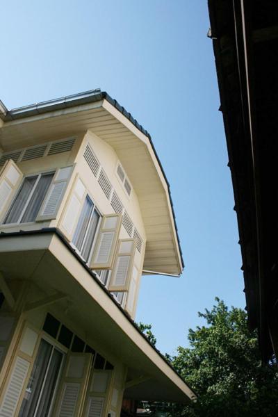 Hostel Baan Dinso Bangkok Zewnętrze zdjęcie