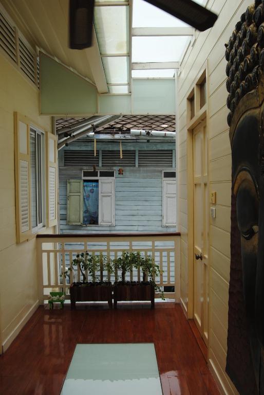 Hostel Baan Dinso Bangkok Zewnętrze zdjęcie