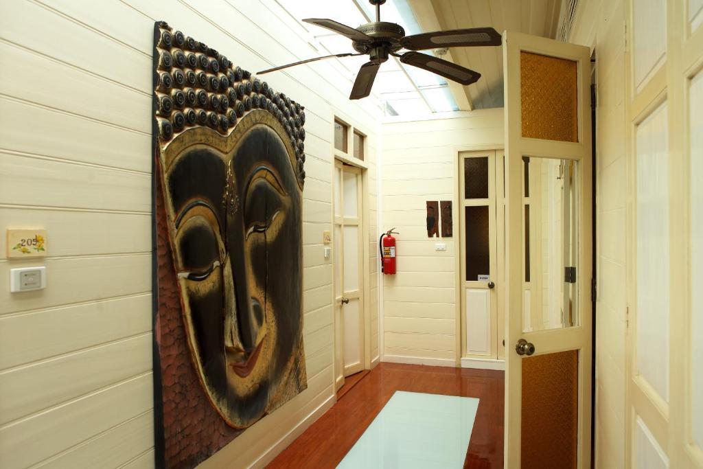 Hostel Baan Dinso Bangkok Zewnętrze zdjęcie